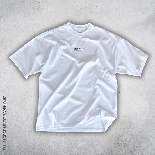 Polera oversize blanca Smaragdus 280 GSM frontal - Feels Chile