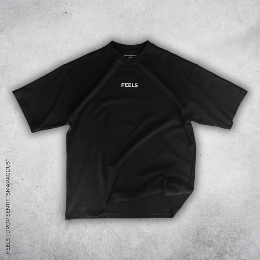 Polera oversize negra Smaragdus 280 GSM frontal - Feels Chile